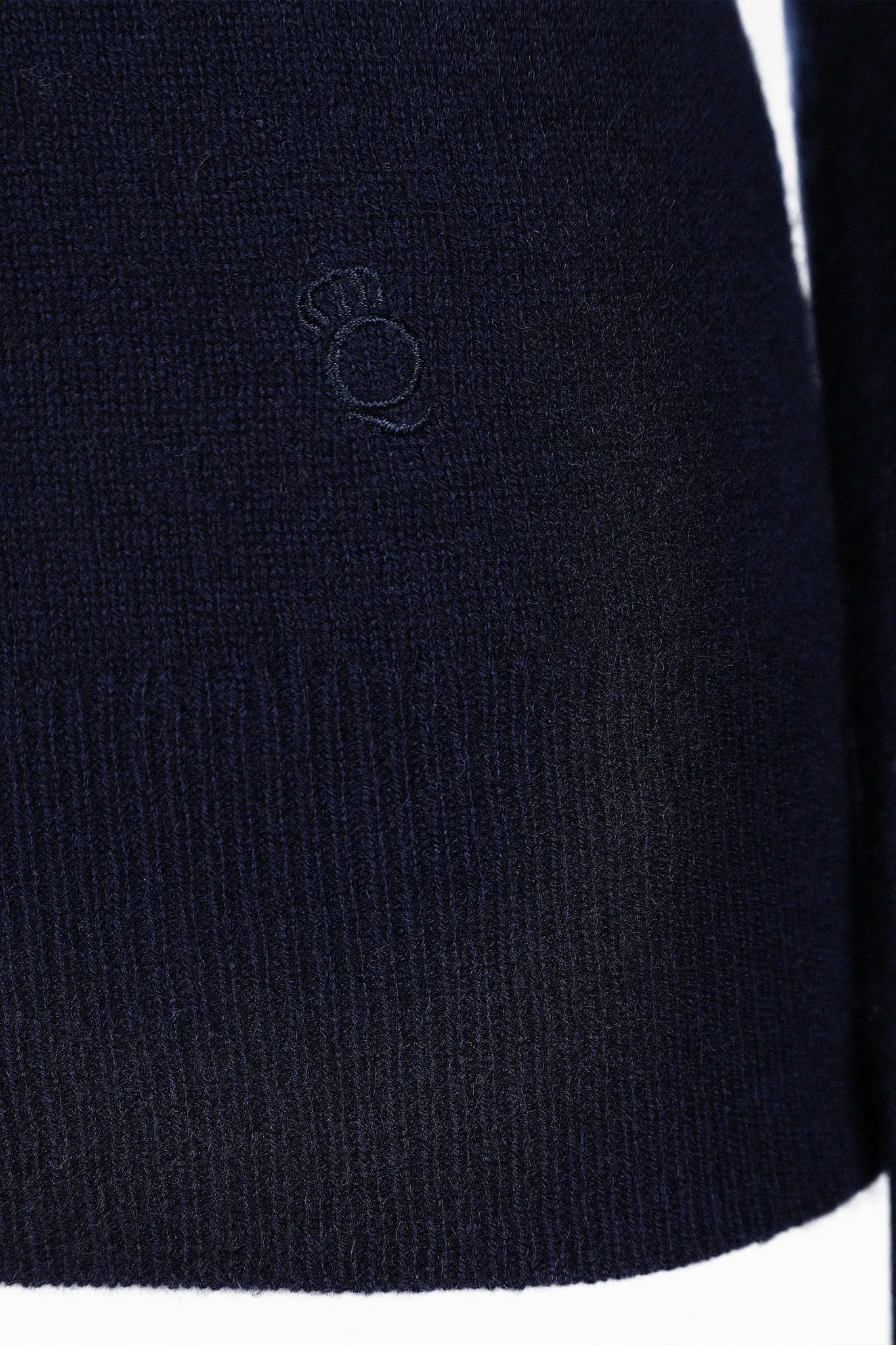 Alice Ladies Cashmere V-Neck Jumper in Navy Blue