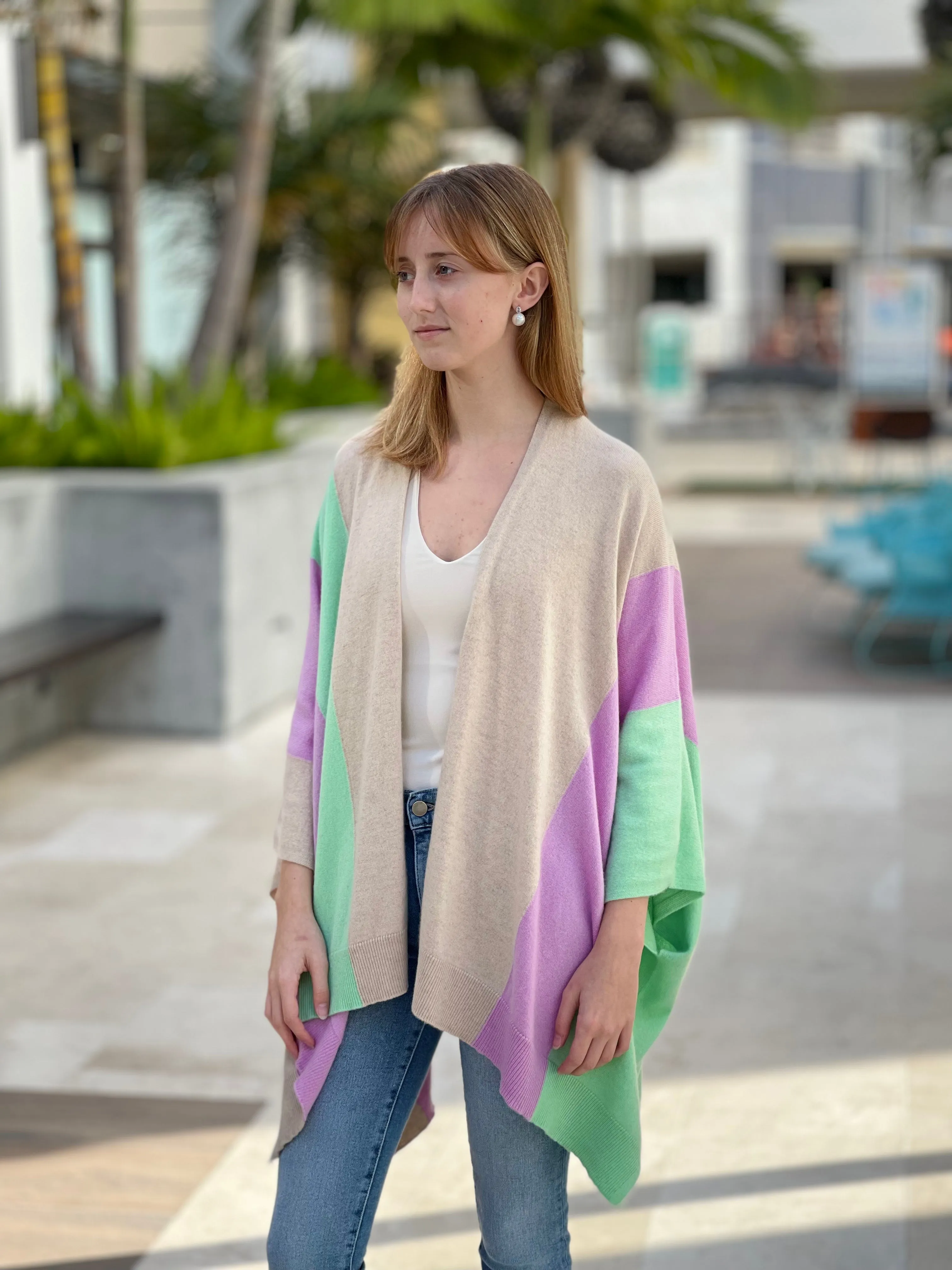 Colorblock Cash Cape Natural Combo One Size