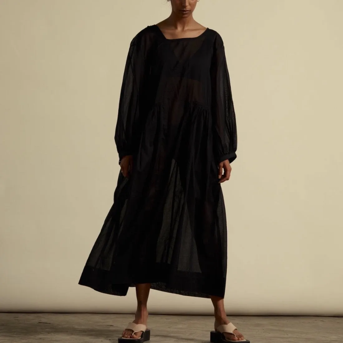 COTTON SEISOEN DRESS IN NOIR