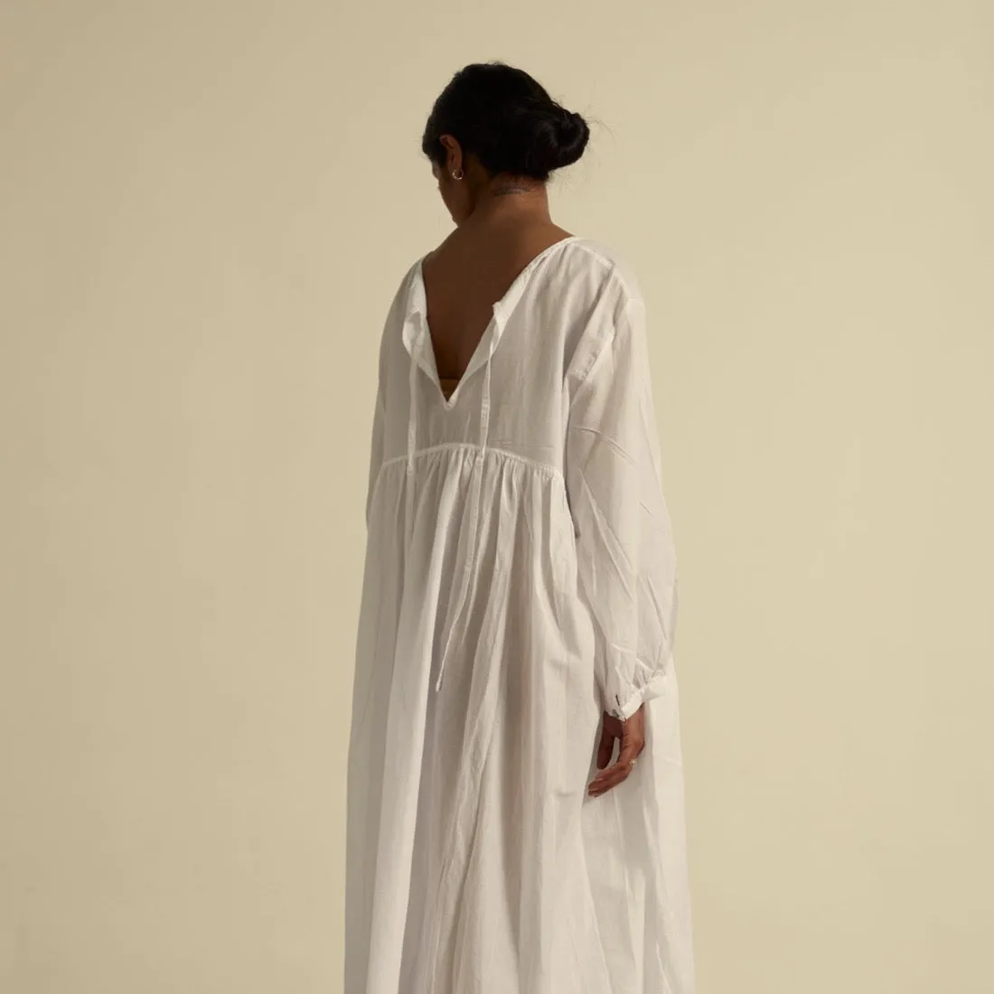 COTTON SEISOEN DRESS IN WHITE