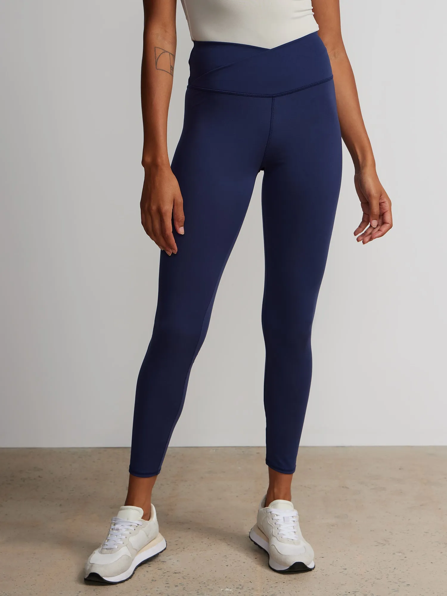 High V-Waist Legging