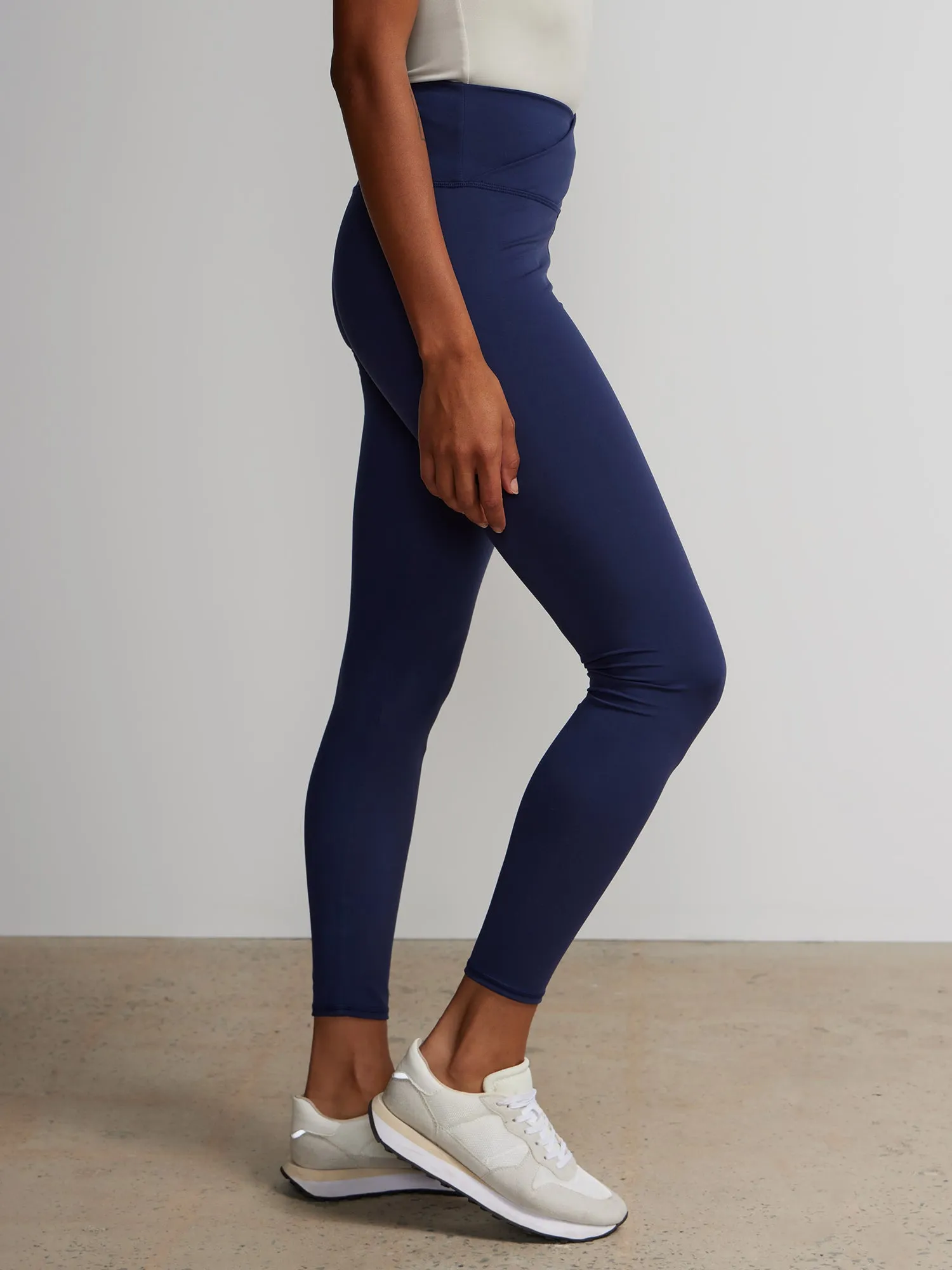 High V-Waist Legging