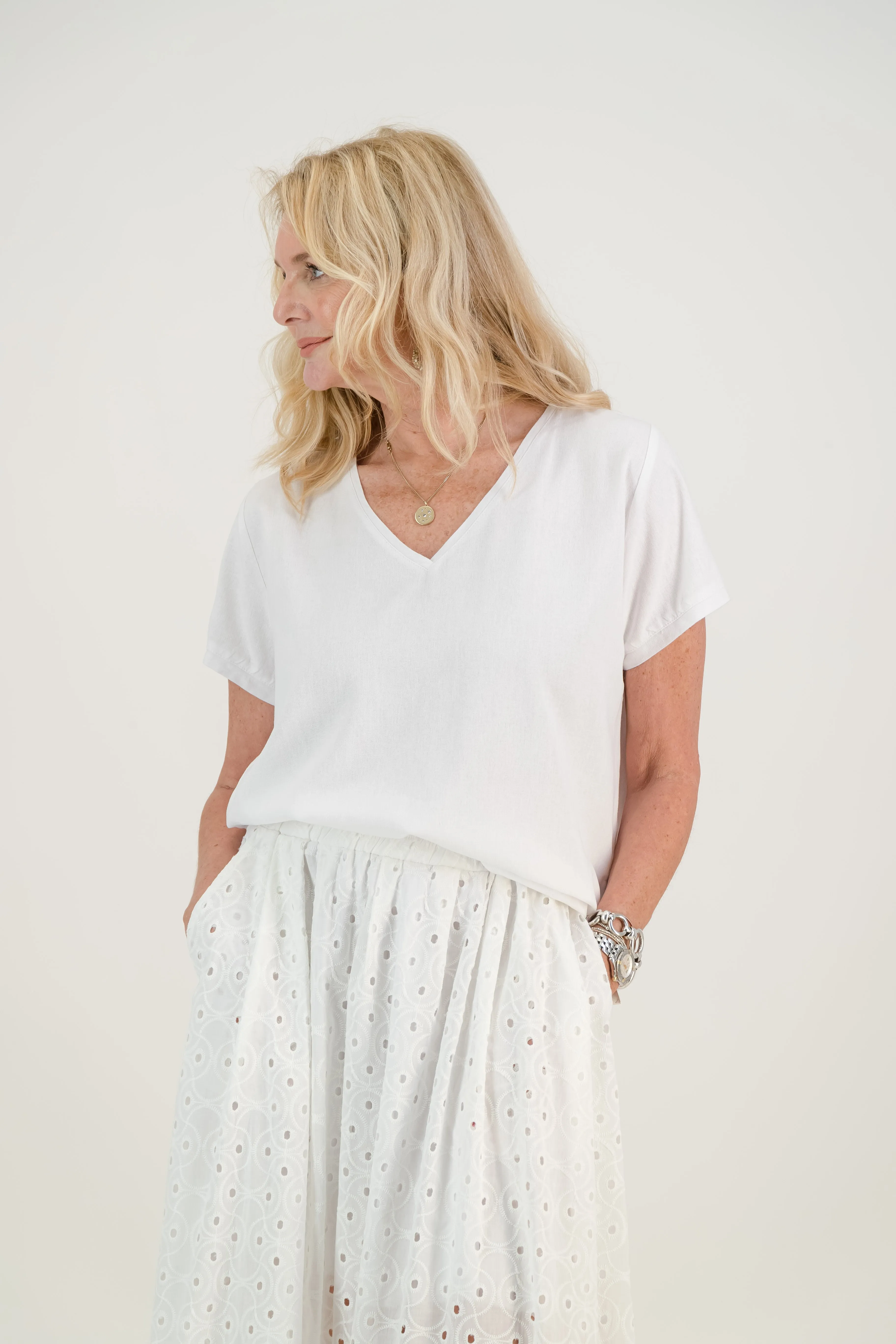 Riva Linen V-Neck Top