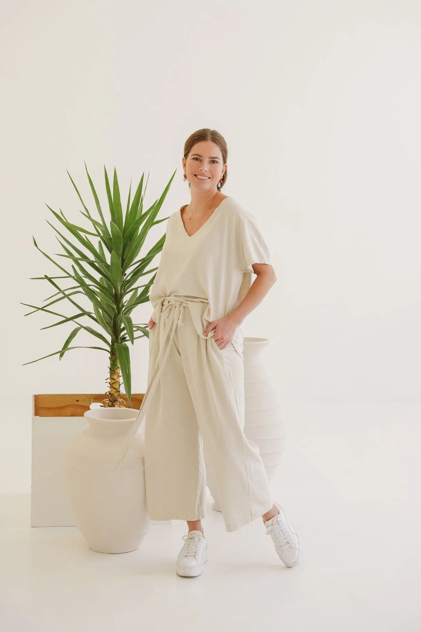 Riva Linen V-Neck Top