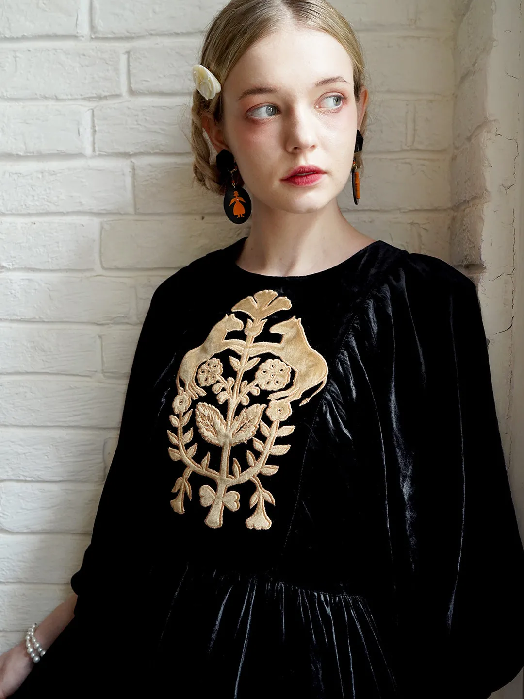 Unlogical Poem Paper-cut Flocked Embroidered Cape Sleeve Dress